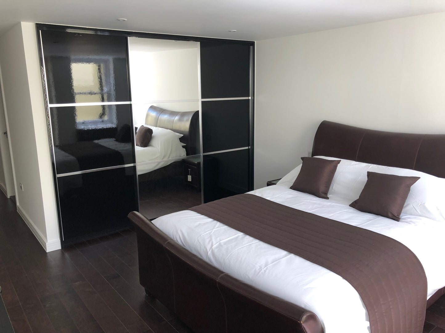 Apartment 4